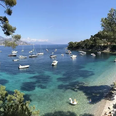 Hotel na wodzie Sailing Yacht *